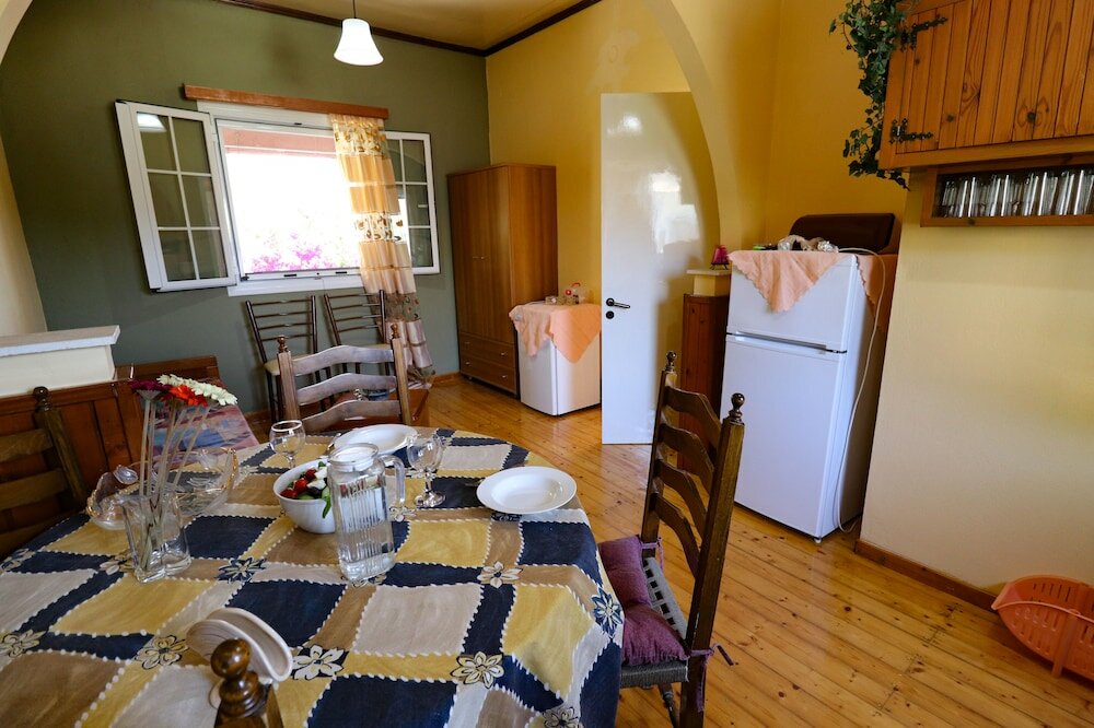 Фото Antigoni Apartments