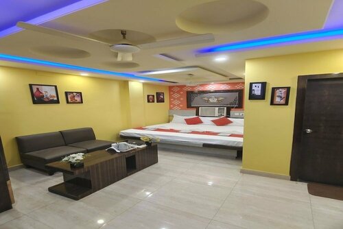 Hotel Ops