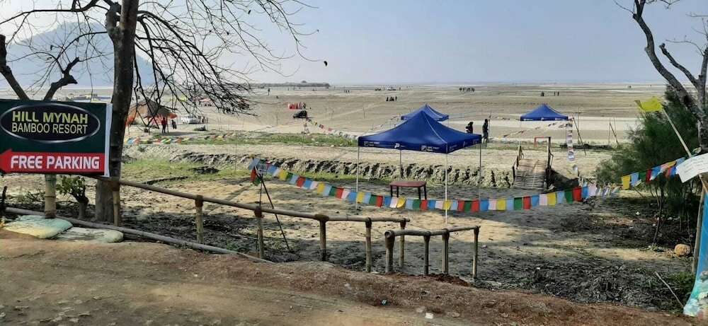 Фото Hill Mynah Bamboo Resort