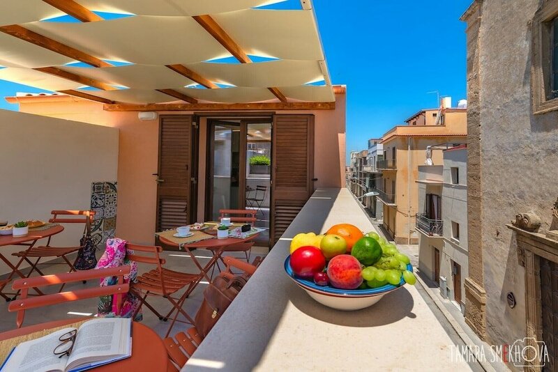 Гостиница Macramé Suites & Rooms