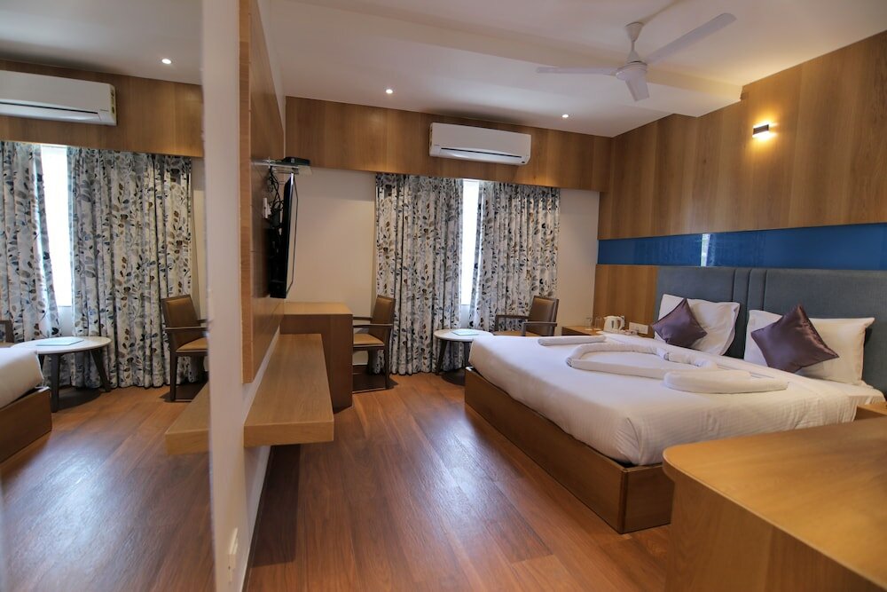 Фото Hotel Mumbai House Express