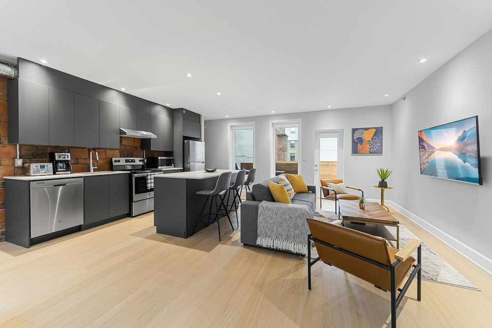 Фото Elegant Suites De La Montagne- Dtwn Mtl