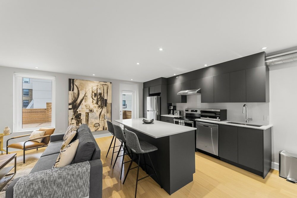 Фото Elegant Suites De La Montagne- Dtwn Mtl