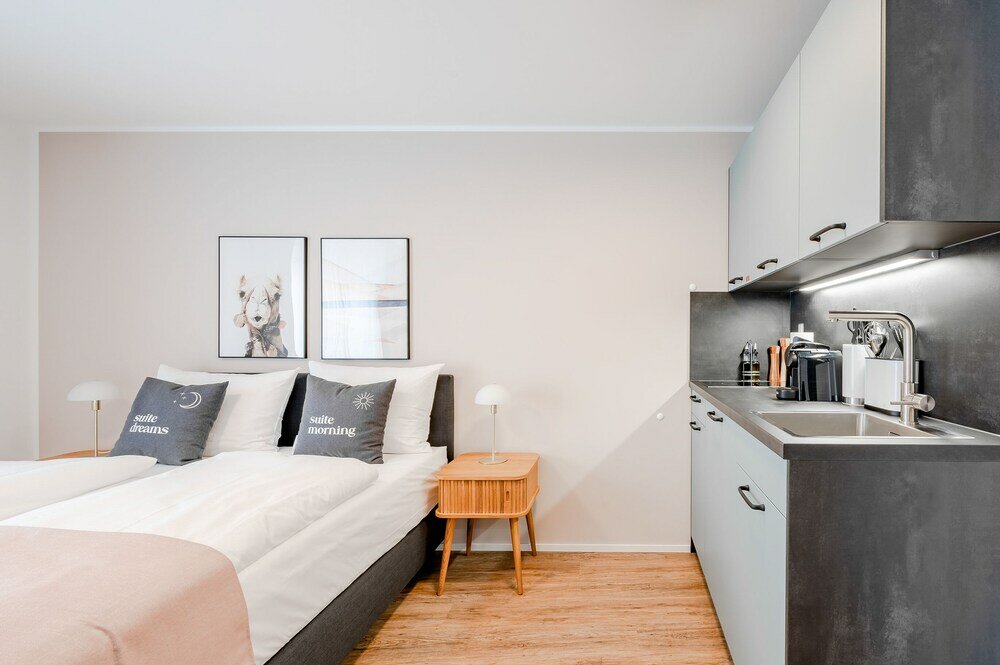 Фото Limehome Metzingen Wilhelmstr