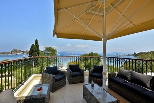 Гостиница Luxury Bay View by Corfuescapes в Керкире