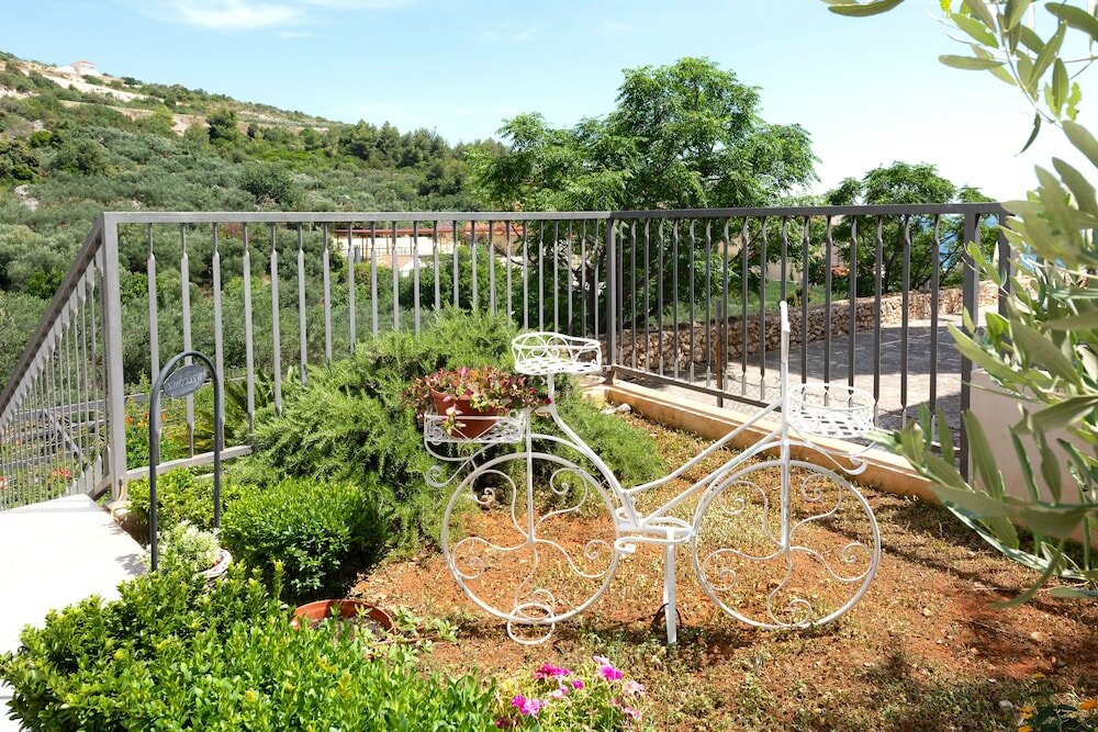 Фото Apartments Maslina