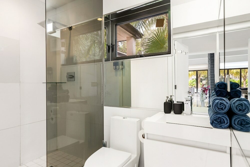 Фото Spacious Brand New 3bd Family House