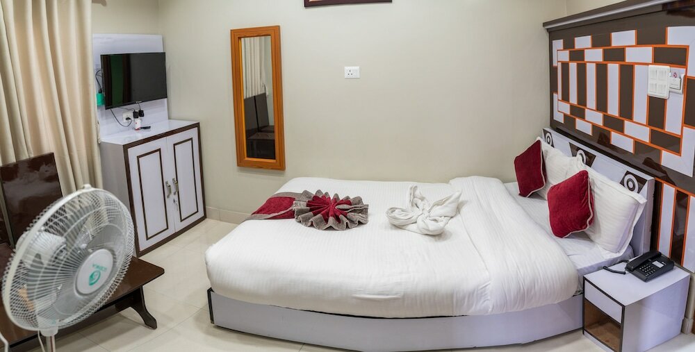 Фото Hotel Janmabhumi