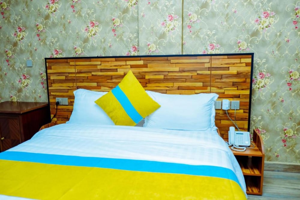 Фото Centric Hotel