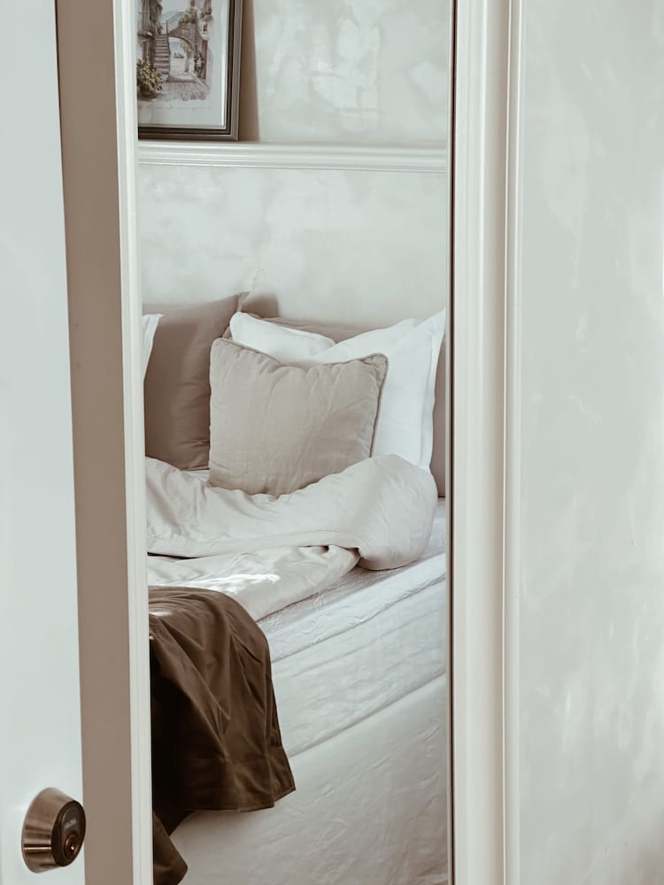 Фото Hallfreda Hotel