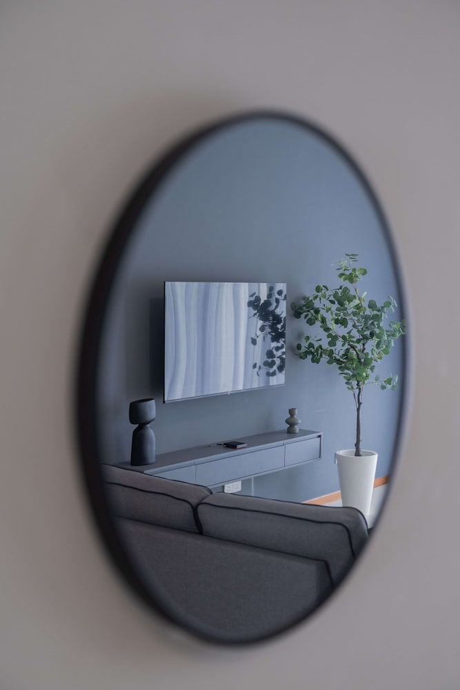 Фото The Landmark by The Only Bnb