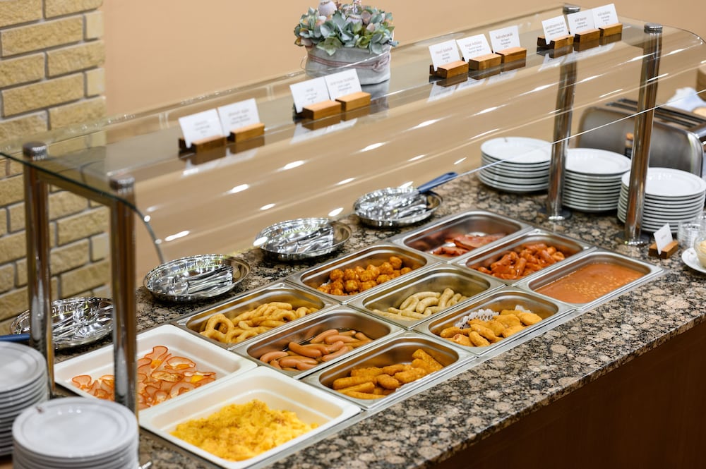 Фото Aranyhomok Business-City-Wellness Hotel