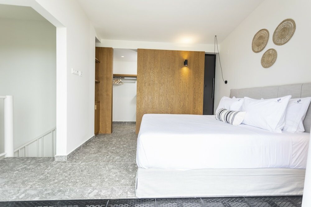 Фото Kaktus Suites Private Pool