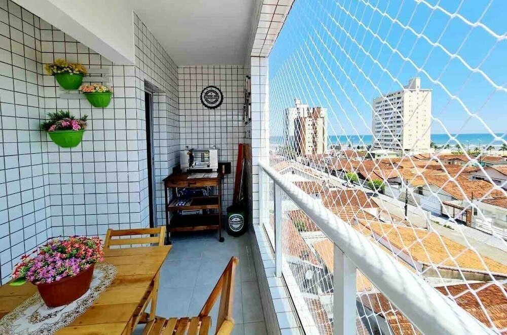 Фото Lindo apto com piscina em Praia Grande