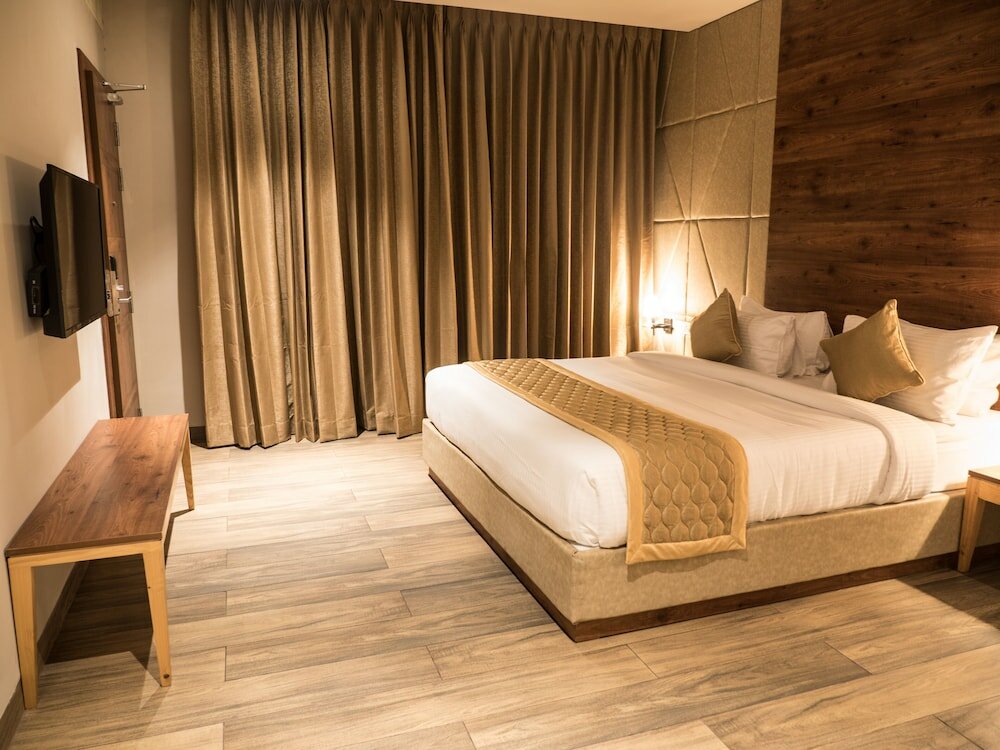 Фото Cholaa Dynasty - A Bergamont Hotel