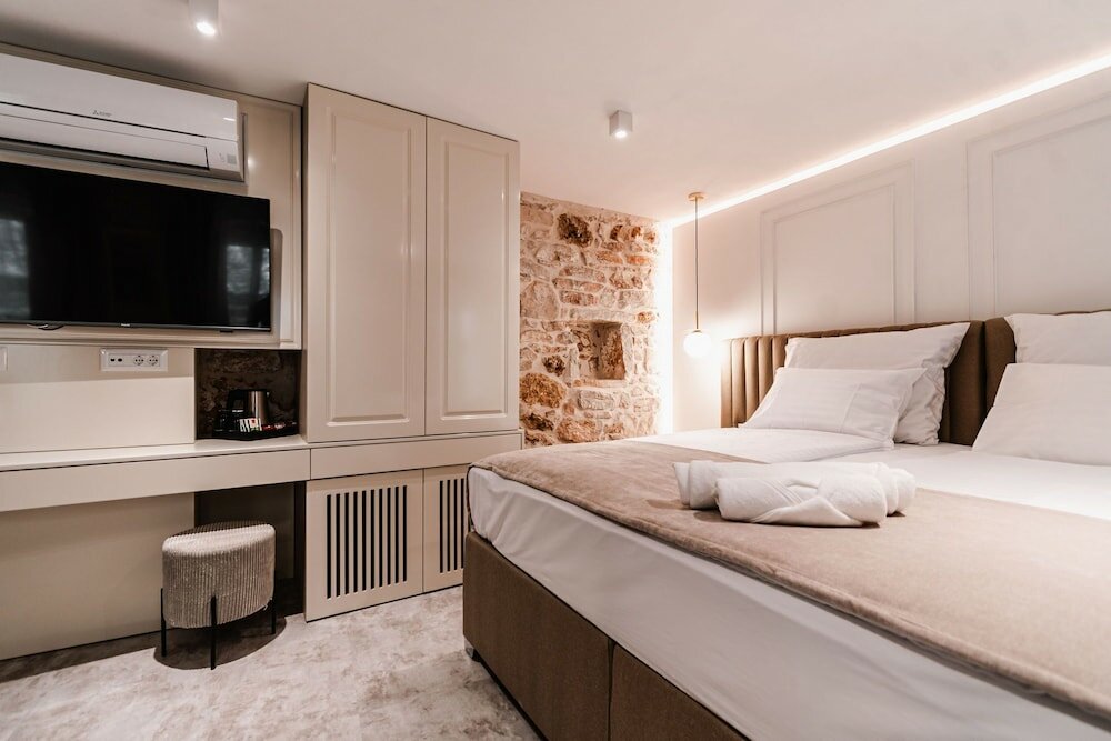 Фото Šibenik Palace