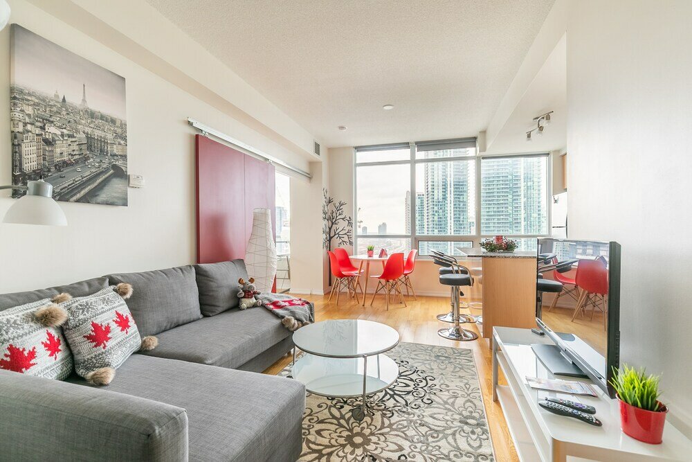Фото Stylish 1br in Heart of City 2204