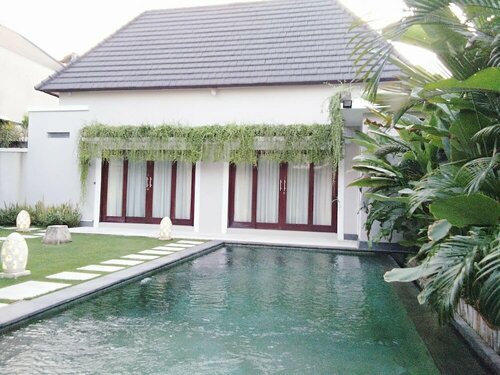 Гостиница 5 Bedroom Family Villa at Center Line Bali