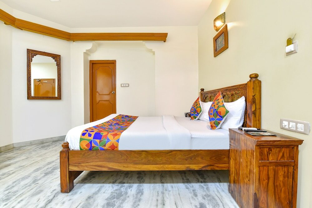 Фото Fabhotel Prime Empire Palace