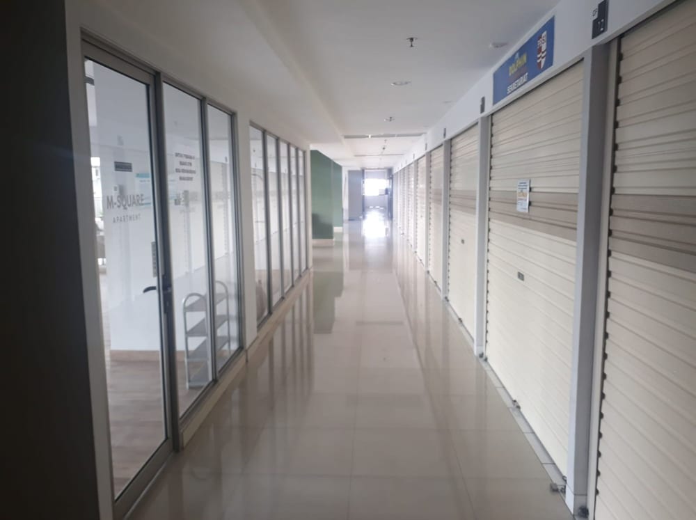 Фото Express O 91863 Mekarwangi M-square