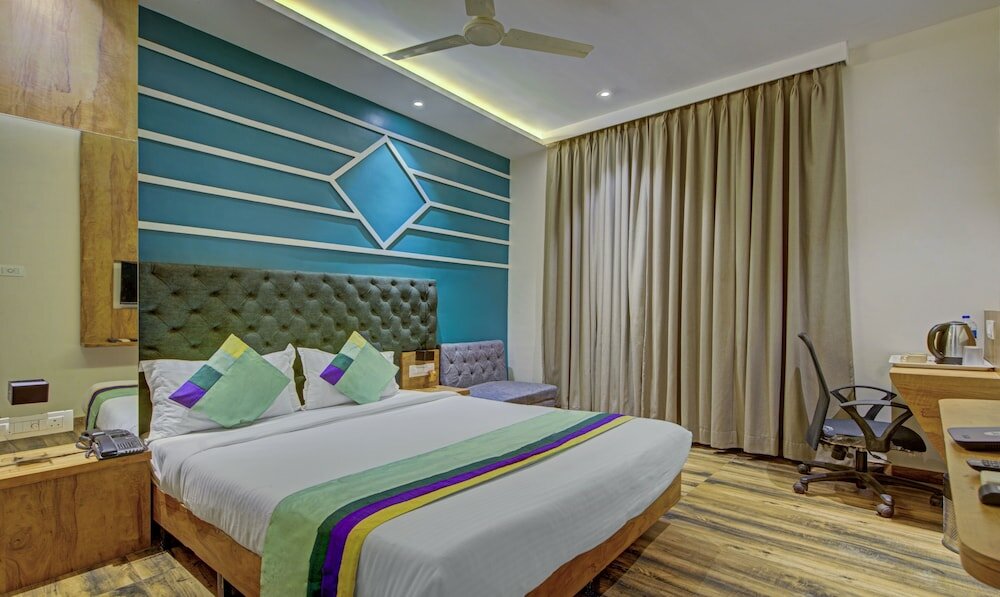 Фото отеля 2