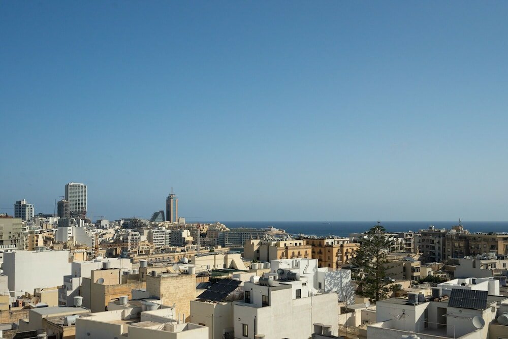 Фото The Sliema Suites