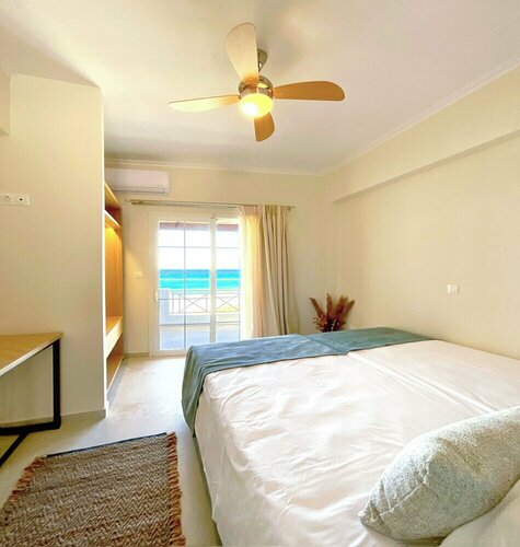 Гостиница Beachfront 2-bed Luxury Apartment - Agios Gordios, Corfu, Greece