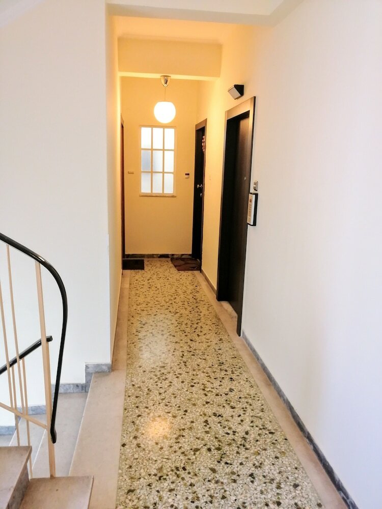 Фото Luxurious minimal apartment in Acropolis