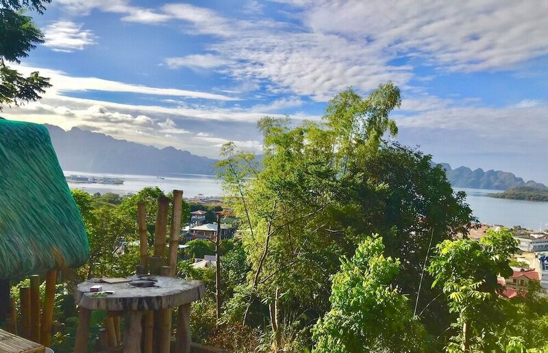 Гостиница Bayview Coron Kawa Resort в Короне