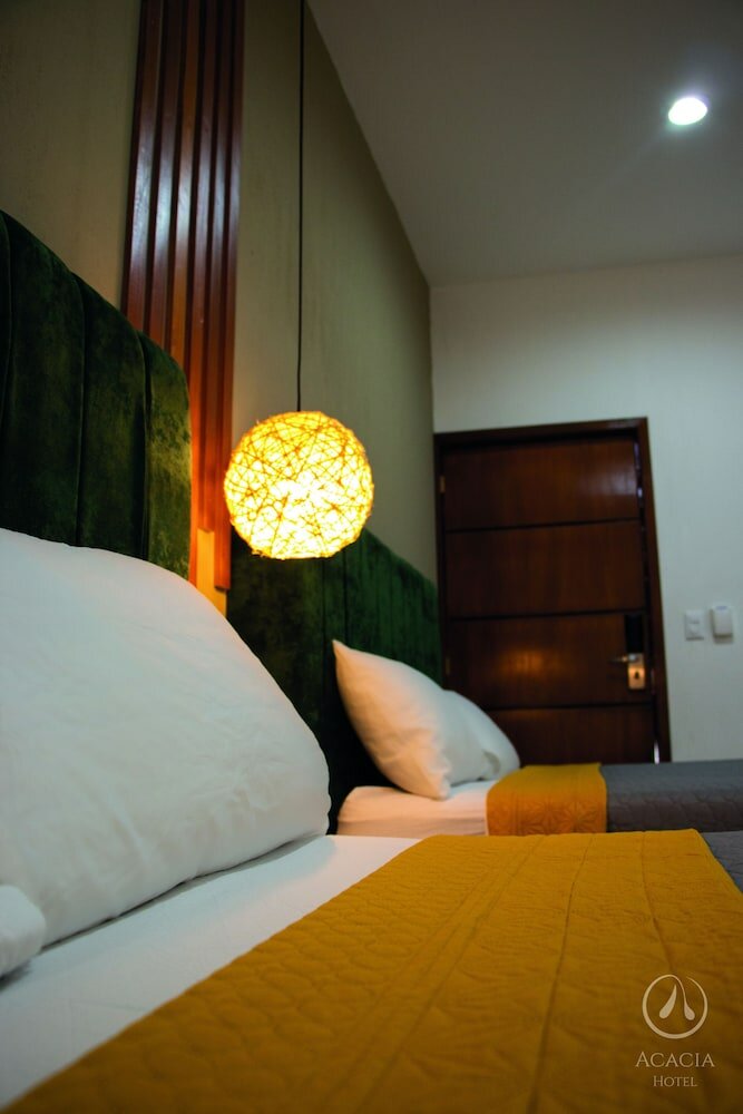 Фото Acacia Hotel