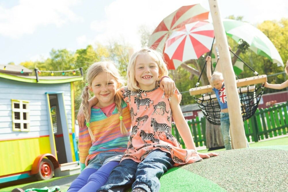 Фото Lisebergsbyn Stugor