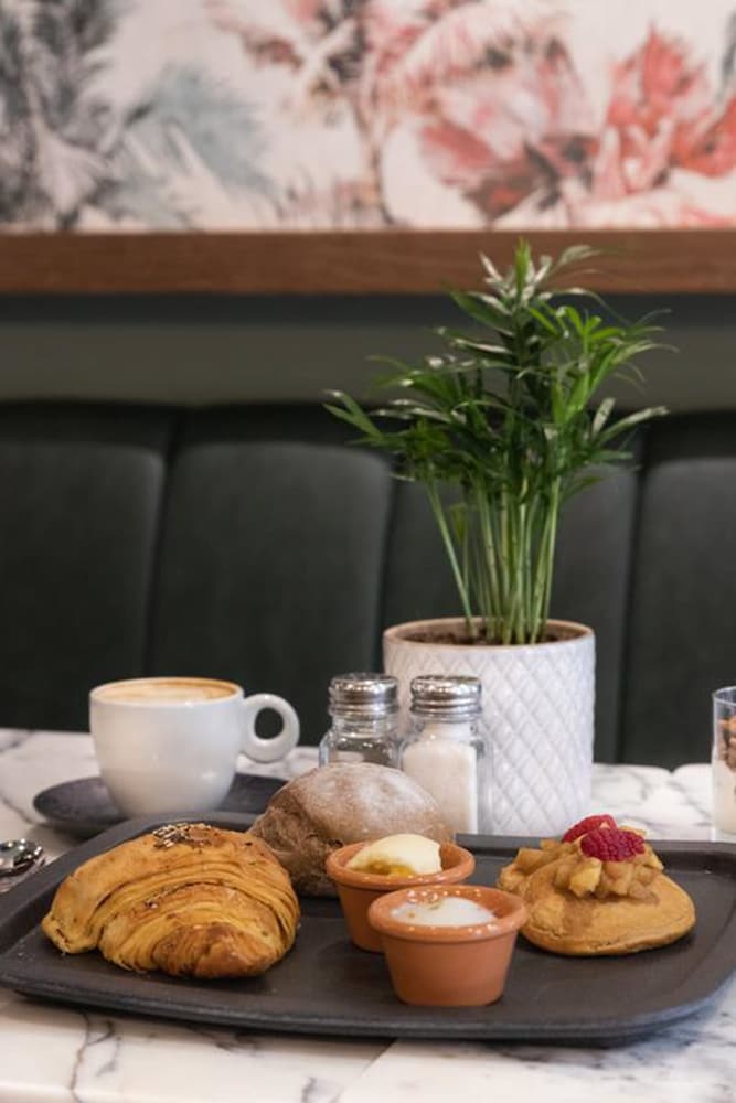 Фото Lx SoHo Boutique Hotel by Ridan Hotels