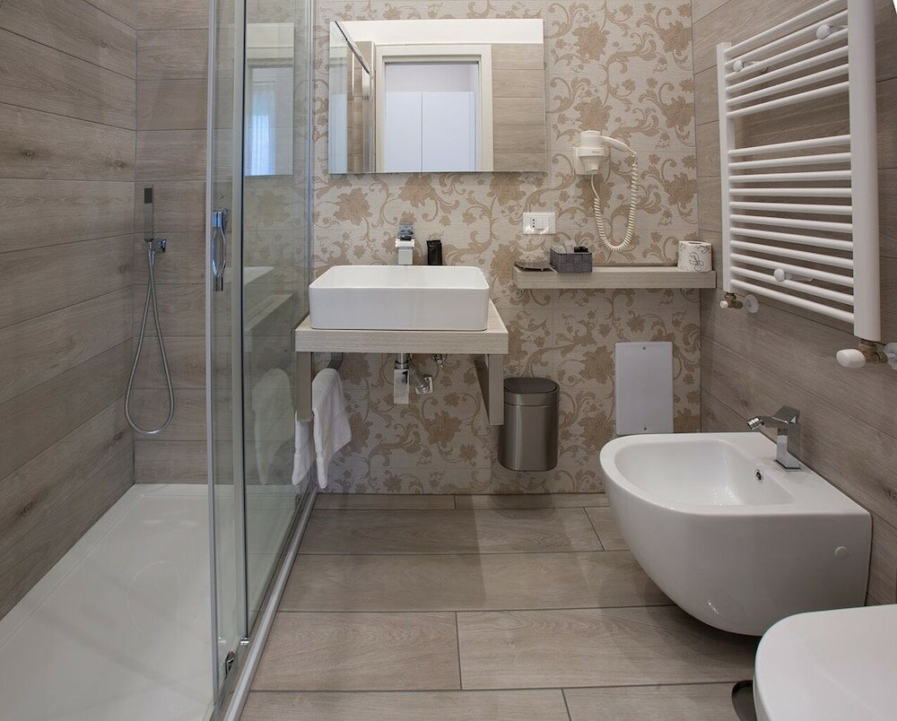 Фото Royal Gardens B&b Caserta