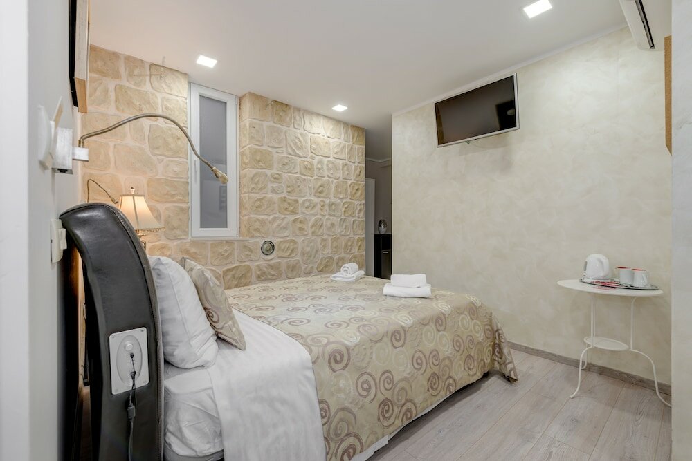 Фото Metropole Luxury Rooms