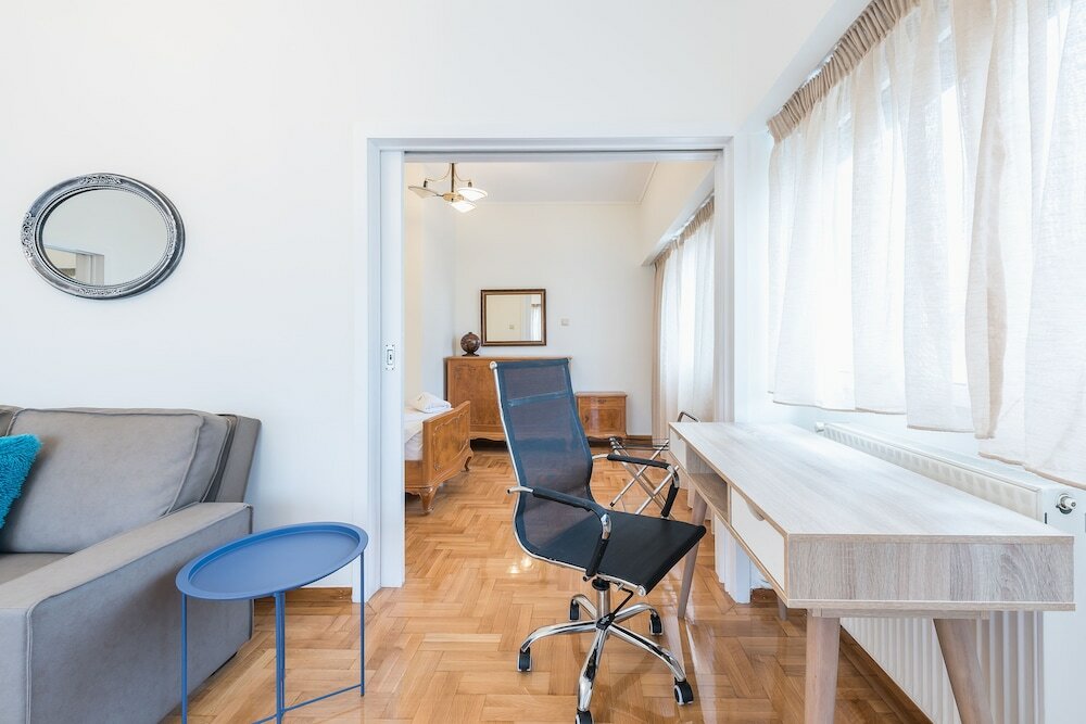 Фото Spacious Holiday Family Home by Cloudkeys