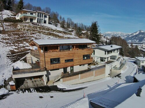 Гостиница Apartment With Terrace in Kaprun, Salzburg в Капруне
