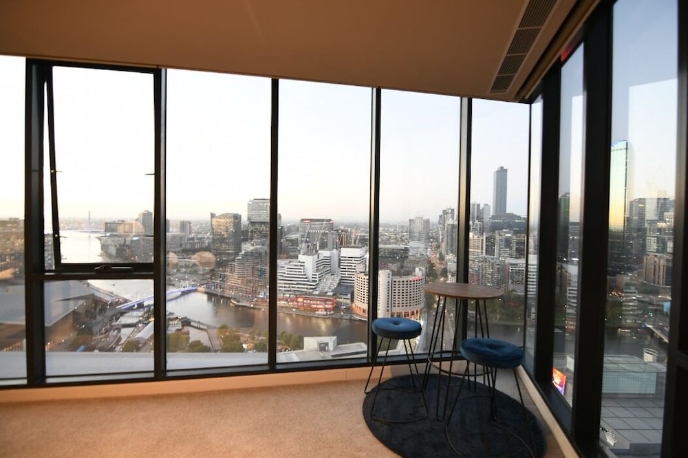 Фото Sanctuary Apartments - Vue Grande