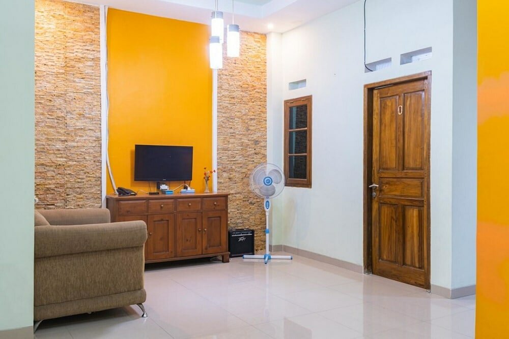 Фото RedDoorz Syariah near Grand Kota Bintang