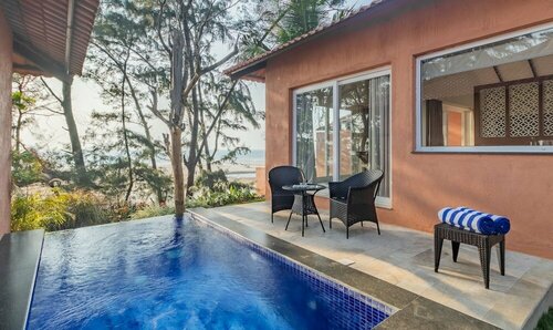 Гостиница Regenta Place Mandrem Beach-Resort в Мандреме