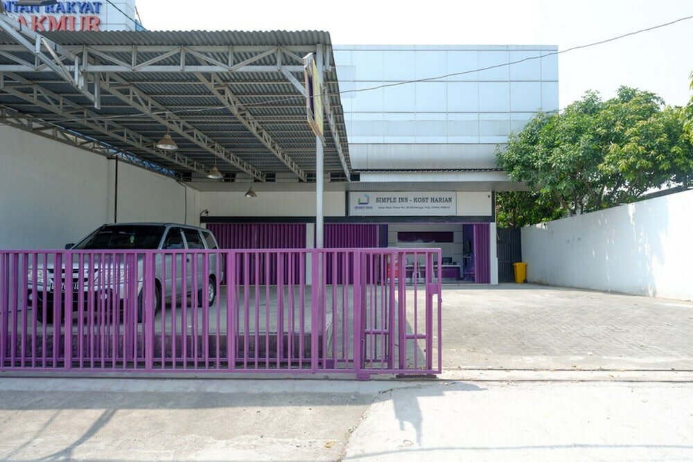 Фото RedDoorz near Alun Alun Kaliwungu Kendal