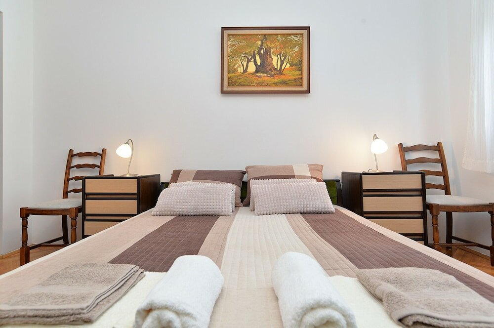 Фото Apartment 1986