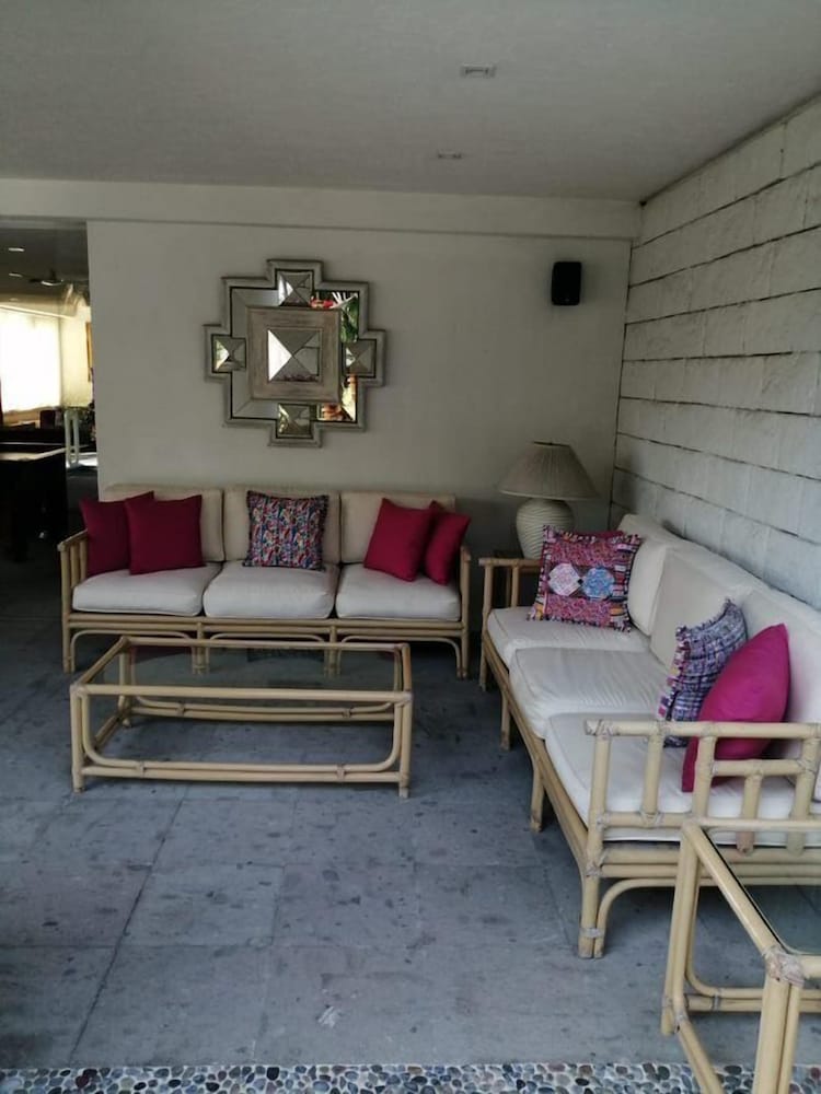 Фото Juub Exclusive 4 bedroom house at Cuernavaca