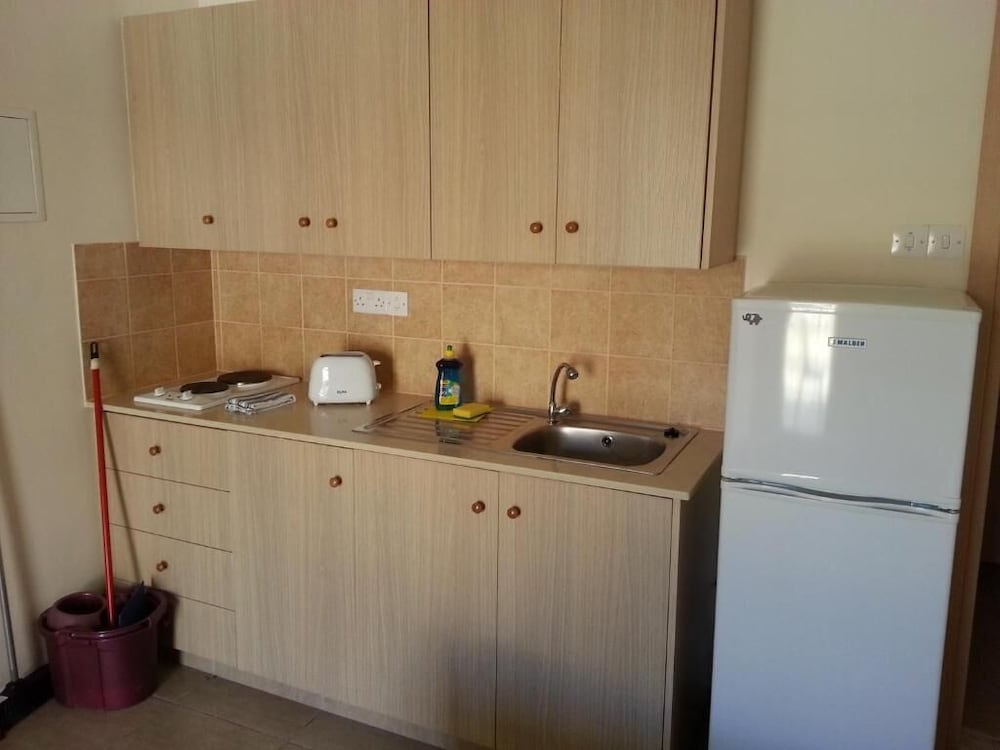 Фото St Lazaros House