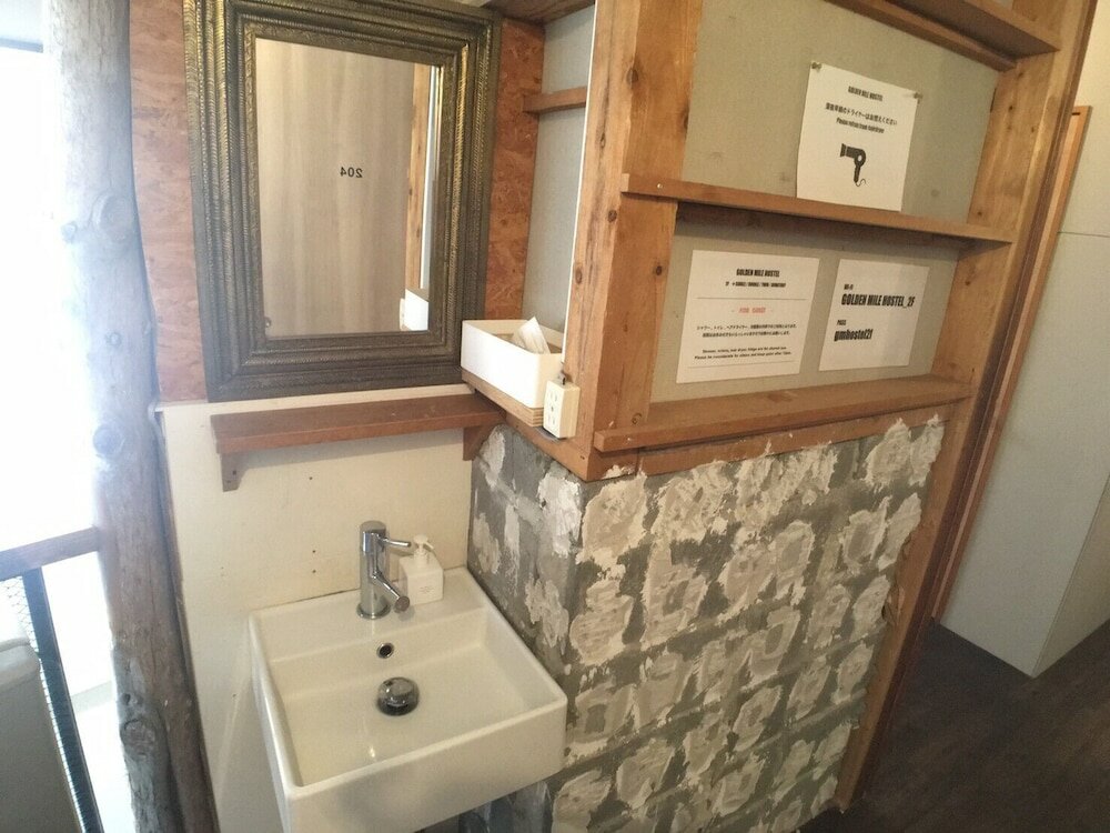Фото Golden Mile Hostel