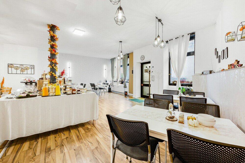 Фото Hotel Phoenix