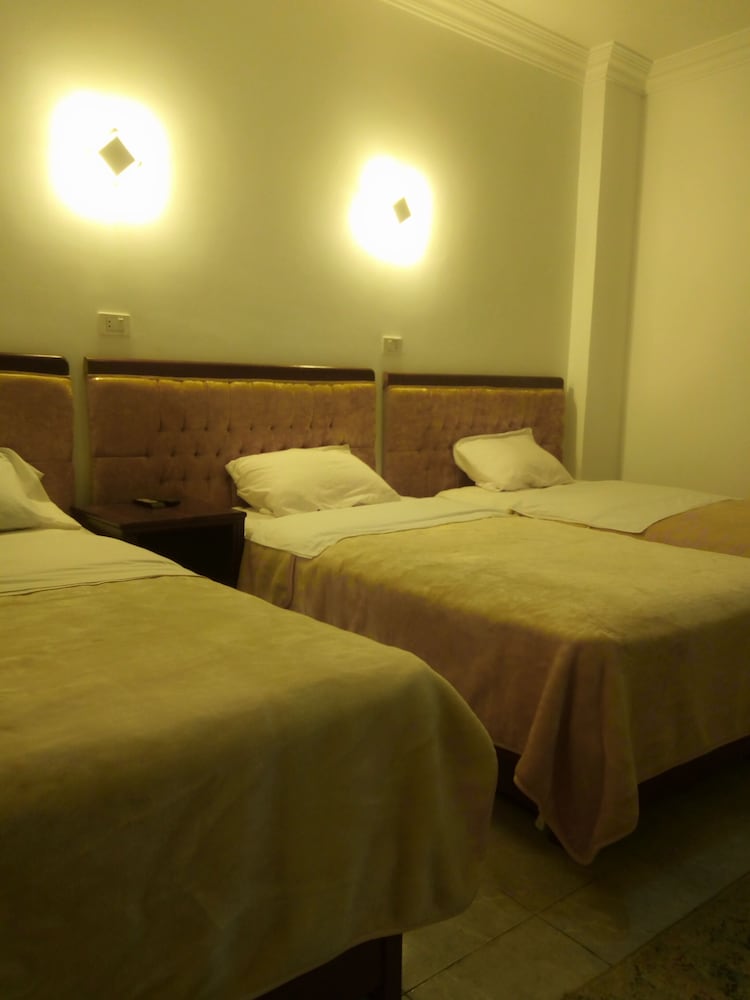 Фото Sydna All Hussain Hotel