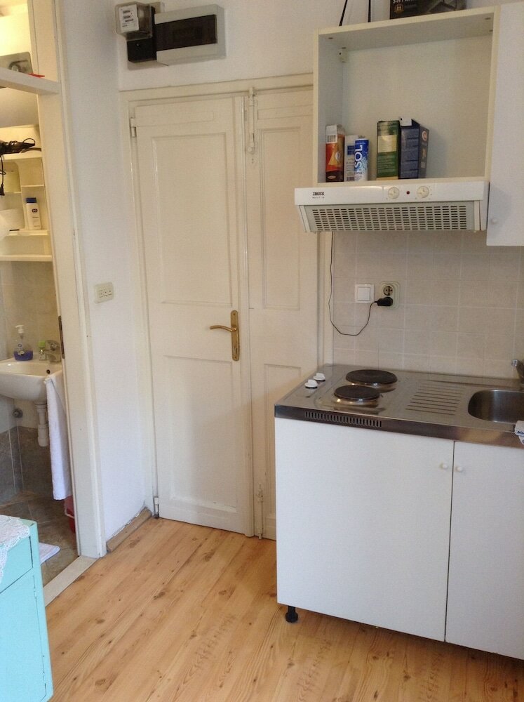 Фото Madona Top Center