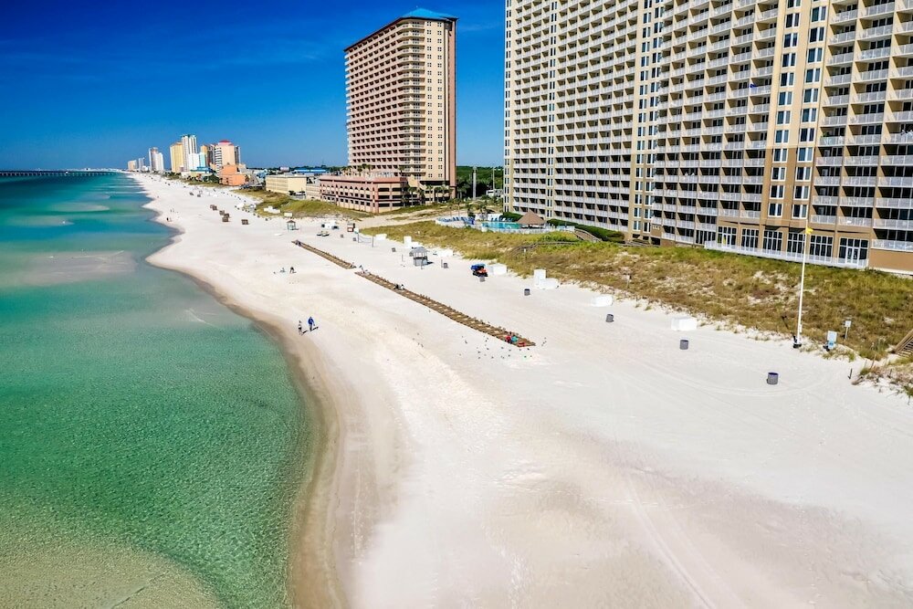 Фото Emerald Beach by Forehand Rentals