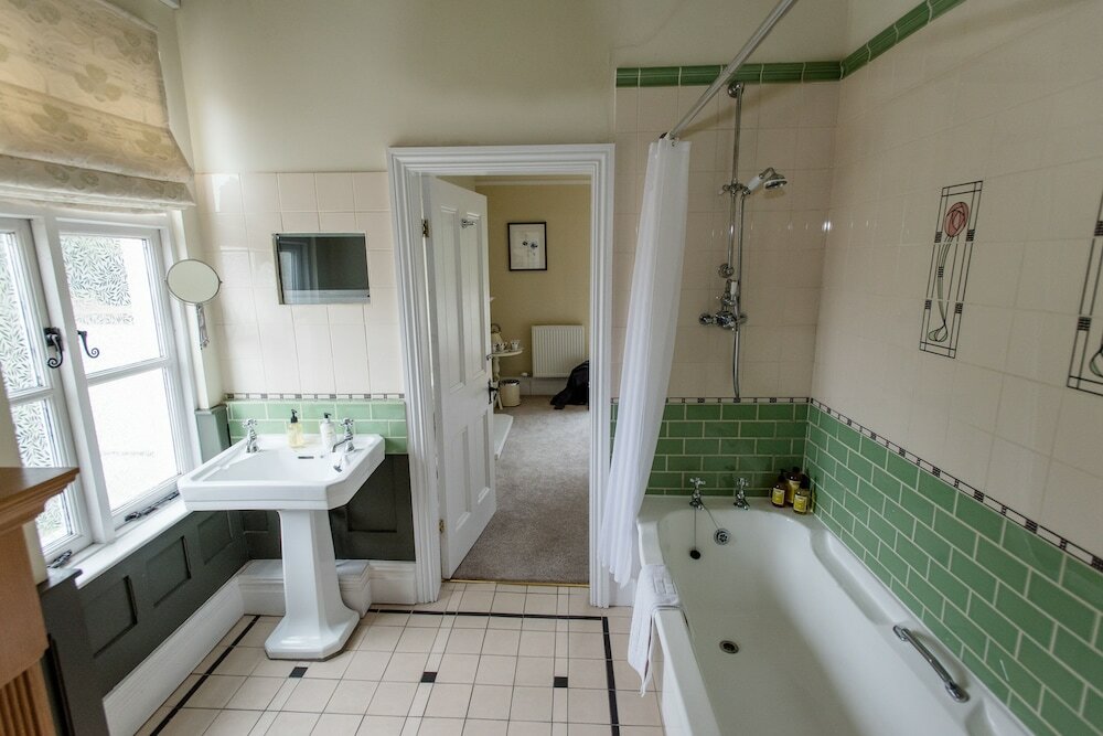 Фото Mere Brook House