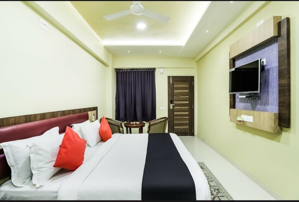 Фото Hotel Shiv Palace